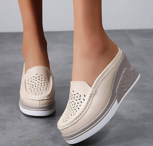 Synthetic Leather Platform Sandals for Women (One Pair)